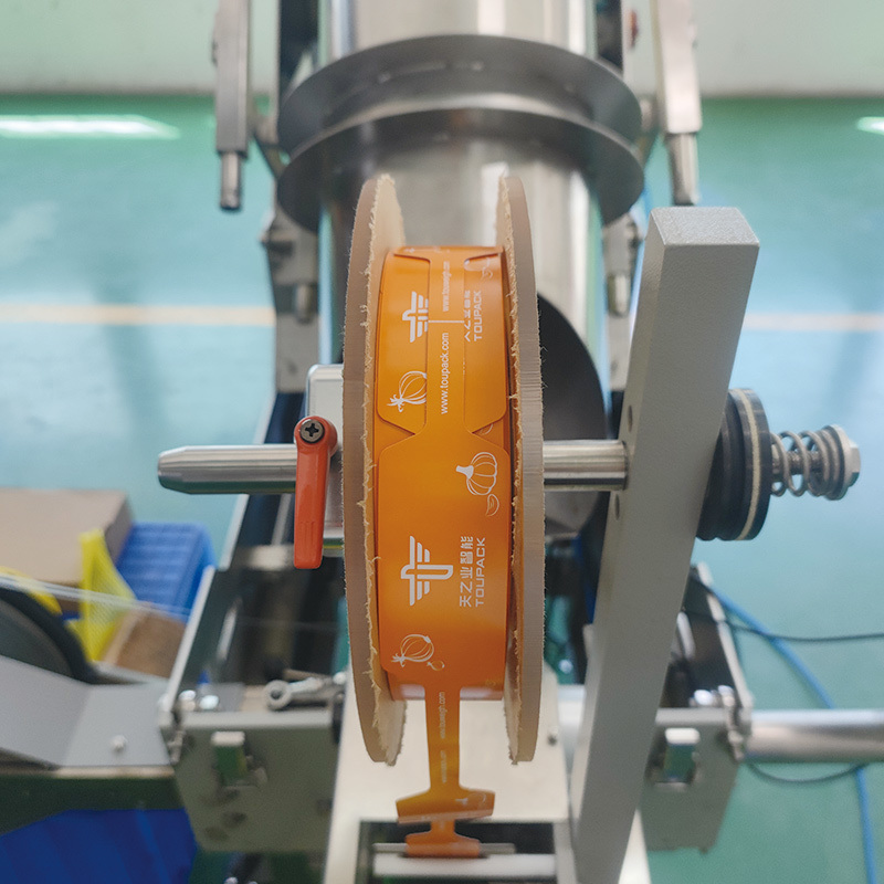 Continue Mesh Bag Verpakkingsmachine Automatische Snelle Verpakking Maïs Zeevruchten Spek Ui Mesh Bag Sealmachine